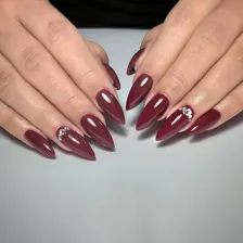 سالن کاشت ناخن مرجان