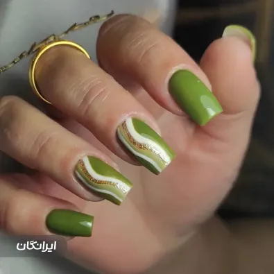 سالن کاشت ناخن شیوا حیدری