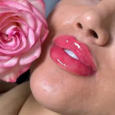 کلینیک زیبایی مینا خرم نسب