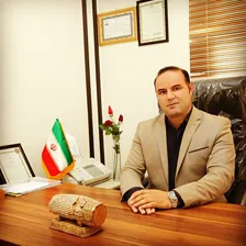 وکیل ولی اله کرمی زاده