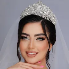 سالن زیبایی افسانه استاد