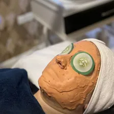 کلینیک زیبایی دکتر محدثه اقبالی