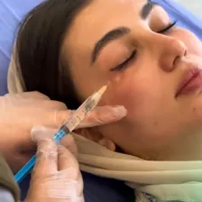 دکتر پریسا پیروی