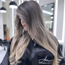 آموزشگاه آرایشگری آمی مقدم