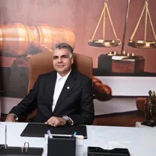 وکیل محمود عربلو