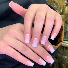 سالن زیبایی موزا