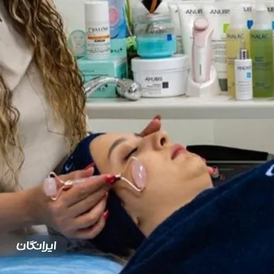 کلینیک زیبایی آذر اسکین