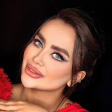 سالن کاشت ناخن سورین