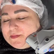 کلینیک زیبایی گالریا