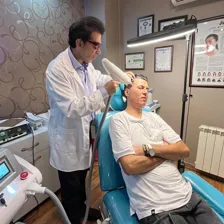 کلینیک زیبایی آبادیس