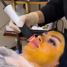 کلینیک زیبایی دیاموند