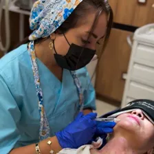 کلینیک زیبایی دکتر شبنم سادات مصطفوی نیا