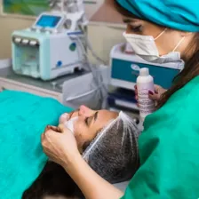 کلینیک زیبایی دکتر لیلا امیری