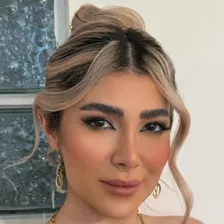 سالن زیبایی نیوشا رنگرز