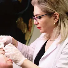 کلینیک زیبایی دکتر سالومه مودت