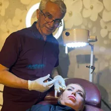 کلینیک زیبایی پارسیان