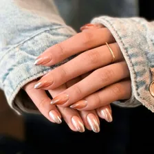 سالن کاشت ناخن نهایت تقوی