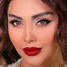 سالن زیبایی سارا کیانیان