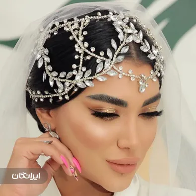 شینیون آرتیست آتنا شالیکار