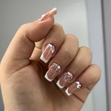 سالن خدمات ناخن مریم علیزاده