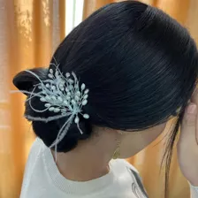 سالن زیبایی گل سرخ