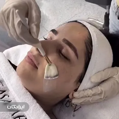 کلینیک زیبایی گلبرگ