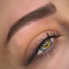 سالن آرایش دائم زهرا خشوعی