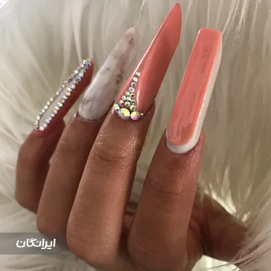 سالن کاشت ناخن الهام صانعی