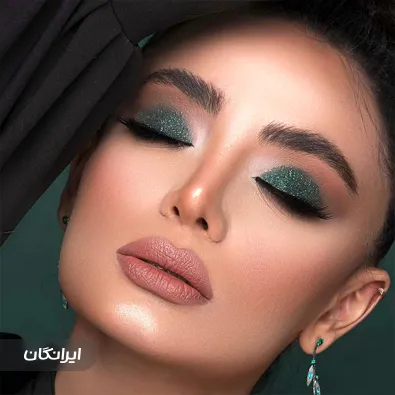 سالن زیبایی هستی بنفشی