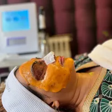 کلینیک زیبایی ناوان