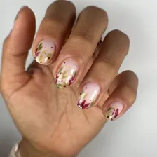 سالن زیبایی ساناز روحانی