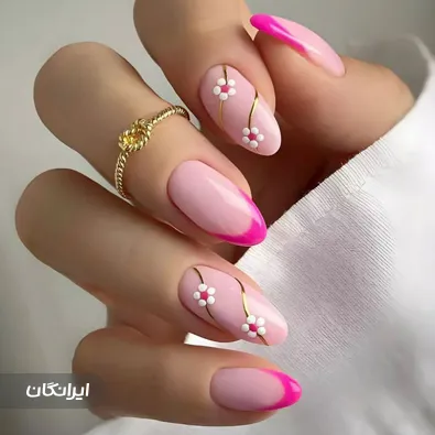 سالن کاشت ناخن نوشین غلامی