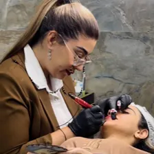 سالن آرایش دائم وجیهه کوهجانی