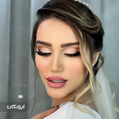 آموزشگاه آرایشگری هستی