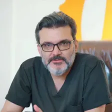 دکتر صبا مصباحی