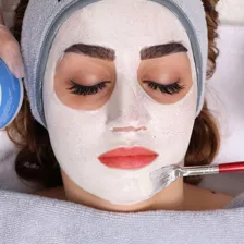 کلینیک زیبایی بیژنی