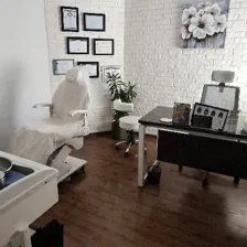 کلینیک زیبایی دکتر بهبود آقازاده