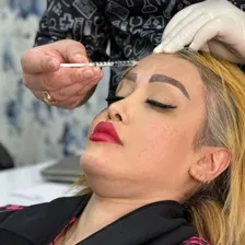 کلینیک زیبایی ماهرو