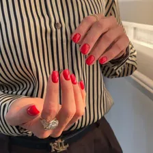 سالن خدمات ناخن سپیده ادیبی