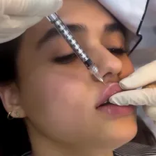 کلینیک زیبایی دیاموند