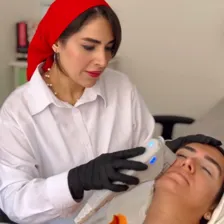 کلینیک زیبایی ماهک