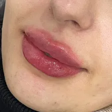 کلینیک زیبایی دکتر سعیدرضا مدیحی