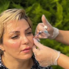 کلینیک زیبایی استار بیوتی