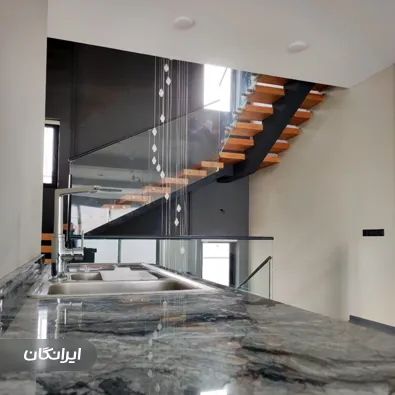 بازسازی ساختمان آکوادیزاین