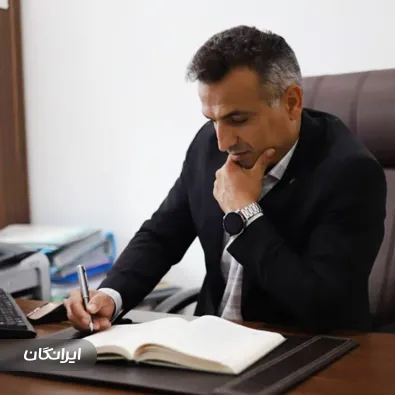 وکیل احمد تونی