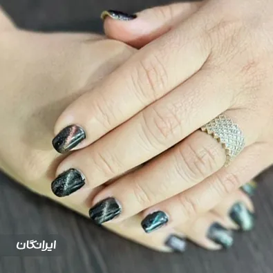 کاشت ناخن تینا