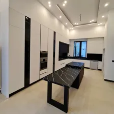 گروه تجاری کاج