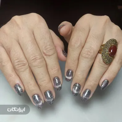 سالن کاشت ناخن نیوشا