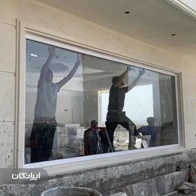 درب و پنجره وین تک