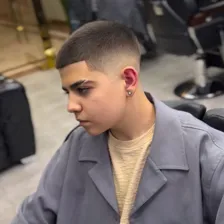 آرایشگاه مردانه پوریا سازگار